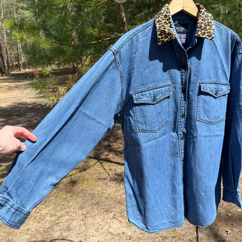 90s Solutions Denim Button-Up Shirt Leopard Collar Animal Print Funky - Picture 4 of 13